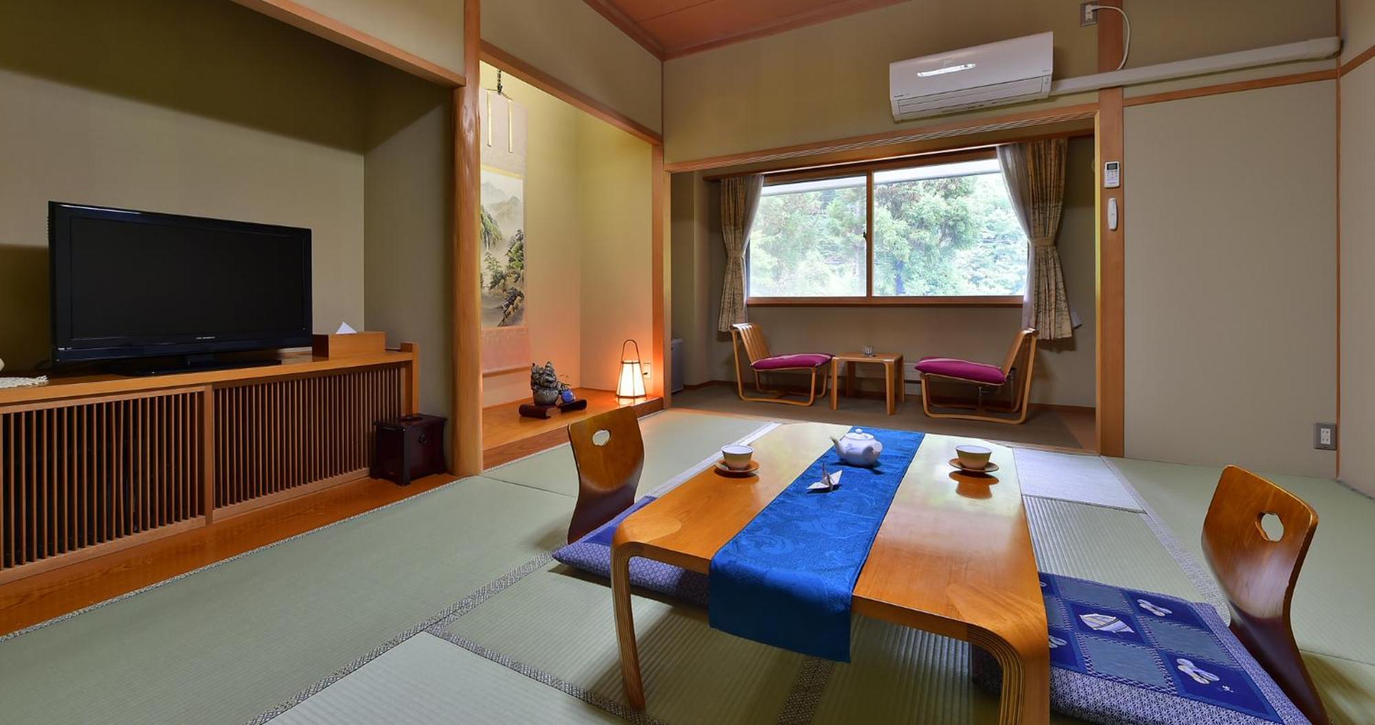 Kotobuki Hotel Yamanouchi  Ngoại thất bức ảnh